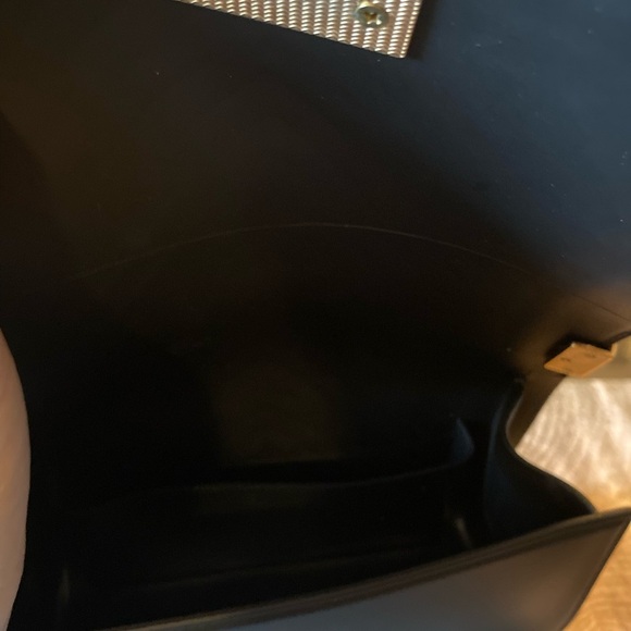 Chic Black and Gold Crossbody Bag - Picture 5 of 5